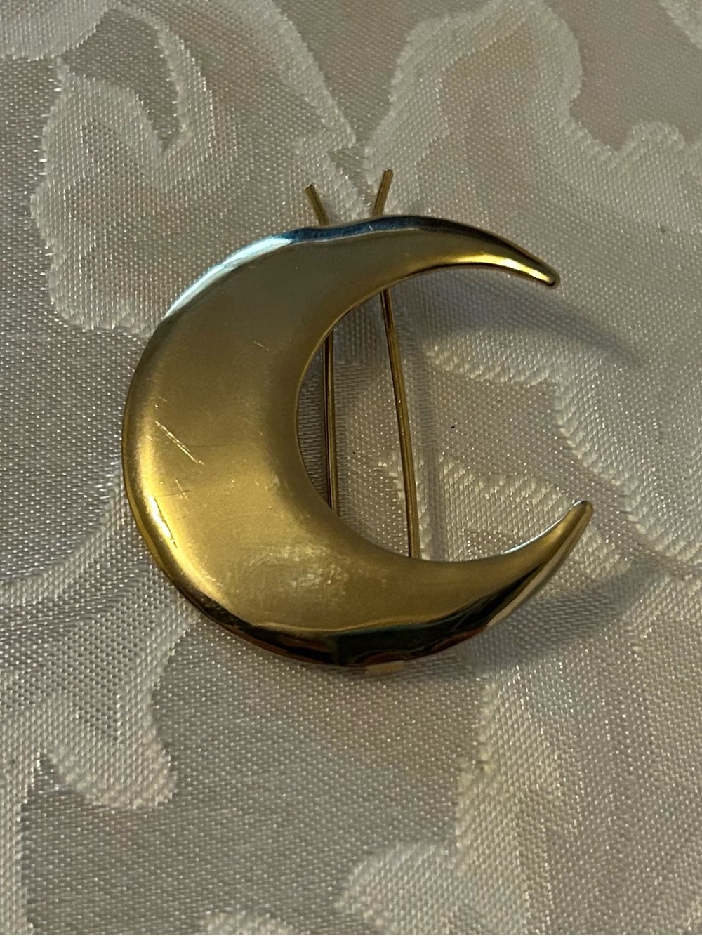 Vintage Crescent Moon Gold-Tone Scarf Clip, Grannycore